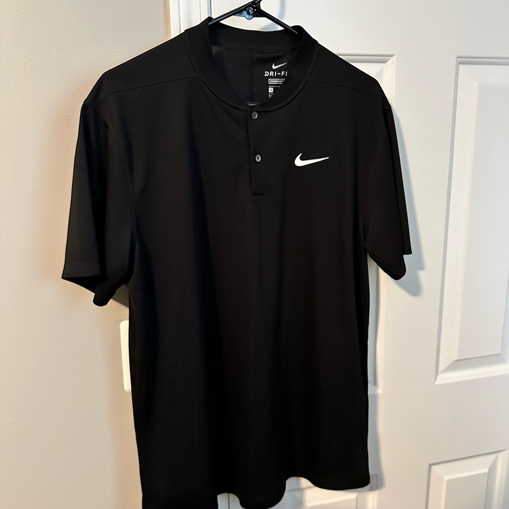 Nike Men's Black Dri-FIT henley golf Shirt